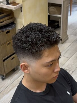 グルーマーズトウキョウ(GROOMER/S TOKYO) 宮城リョータ風【外国人風パーマ　ハードパーマ】