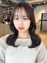 アルバム 池袋(ALBUM)&nbsp;おくれ毛顔周りレイヤー韓国ヘアロング_F20913