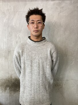 ハイ(HI) 軽いスパイキーショート