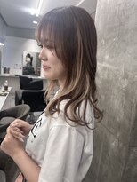 キング 心斎橋店(K!ng)&nbsp;ハイライトカラーミルクティーベージュレイヤーカット