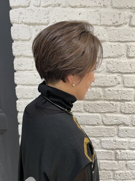 アトラクトヘアー バイ ミューズ(Attract hair by MUSE) 刈り上げレディースショート