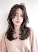 韓国くびれレイヤーカット　顔まわりカット