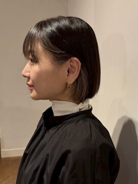 イヤリングカラーインナーカラー黒髪ボブ代官山40代