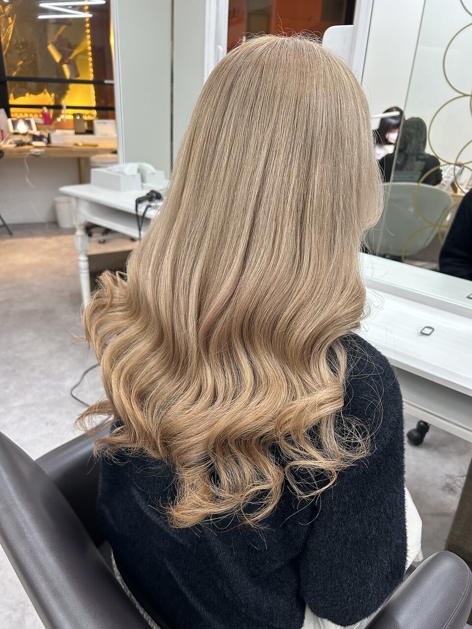 2025年-2026年冬】ミルクティーグレージュの髪型・ヘアアレンジ｜人気