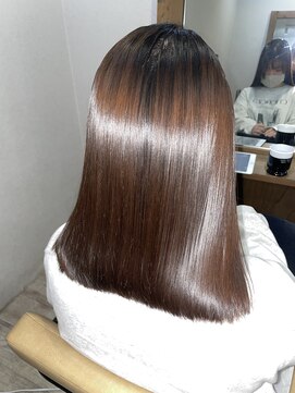 シキ(C key) 【お手入れ簡単！支度時間短縮！】髪質改善ストレート【高橋】