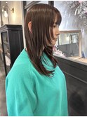 ボルドー×鎖骨ミディアムレイヤー