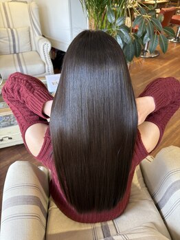 サロン ド ラクサージュ(salon de Luxage)の写真/5年後、10年後もずっと綺麗でいる為に…【質感向上トリートメント】で自信の持てるサラ艶な美髪へ…♪