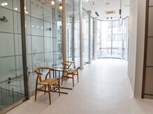 オルダ 和歌山本町店(olda)の雰囲気（ご案内までこちらのイスでお待ちくださいませ♪♪）