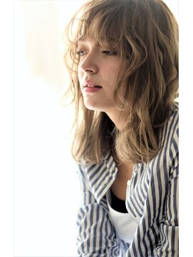 リマ(RIMA) 【RIMA】 外国人風☆ハネ感とニュアンスミディアム