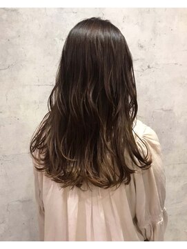 リュミエ ドゥ マッシュ(Lumier de mashu) ほつれゆるウェーブロング