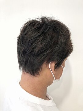 ヘッズ 本八幡店(HEADS) ショート　マッシュ　ショートボブ　HEADS 市川　学割　イルミナ