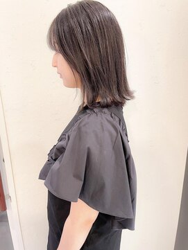 セルカ 新宿(CERCA) 外国人風ハイライトグレージュ【CERCA新宿/新宿西口】