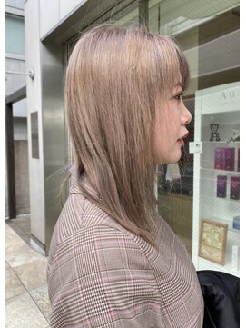 ジーナ セントラル銀座(Zina) ミルクティーベージュ＊ハイトーンカラー＊韓国ヘア