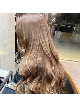 ルート 南堀江(route) 明るめベージュ