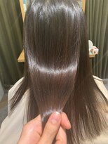 ニノット 武蔵小杉(○nino.)&nbsp;11月#黒髪カタログ# グレーベージュ#レイヤーロング#前髪パーマ