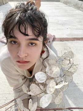 ケリーアン 太田(kelly.un) くせ毛風ルーズアップスタイル / お呼ばれアレンジ / ヘアセット