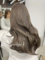 フォンズ(FONS)&nbsp;透明感オリーブグレージュ/韓国くびれヘア/レイヤーカット/学割