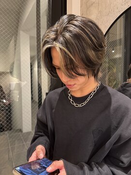 MEN’S HAIR/サーフカール/刈り上げセンターパート/静岡鷹匠