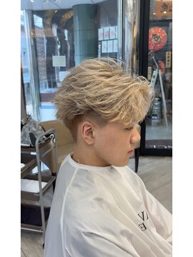アヴァンス 広島本通店(AVANCE.) ハイトーンフェザーショート