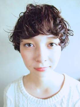 ナヌーク シブヤ(nanuk shibuya) 【nanuk】 クセ感マッシュショート　×　ジェンダーレススタイル