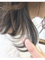 インス(ensue)&nbsp;インスタ人気！大人かわいい☆無造作×スポンテニアスウルフボブ