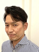 ワイズバーバーギンザラウンジ(Y’s BARBER GINZA LOUNGE) 40代からのツーブロック刈り上げナチュラルショート