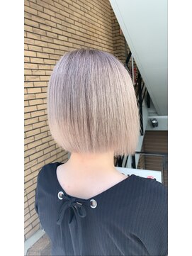 ラフ 難波店(LAFF) #黒髪#ボブルフ#ネビージュ#小顔#ワンレン