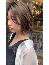 ヘアーメイク・ブレスト(HAIR MAKE Blessed) ゆるいウェーブを効かせて　無造作ボブ