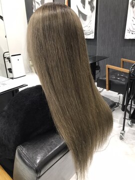 ディティール(Detail) 髪質改善で理想の美髪に×フォギーベージュカラー