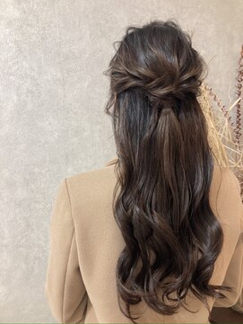 アールイー(Re:) ロングヘア　ハーフアップ