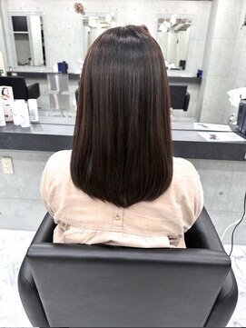 エンディアリング 東銀座(Endearing) 黒髪/グレーベージュ/レイヤーロング/前髪パーマ/銀座/東銀座