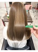 透け感ベージュ×髪質改善カラー
