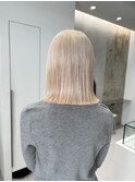 ホワイトベージュ