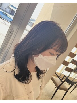 ラグ(rug) 韓国風くびれヘア/小顔カット/ミディアムヘア