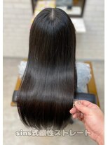 ビート(Beat)&nbsp;sins式酸性ストレートでサラ艶ロング美髪に