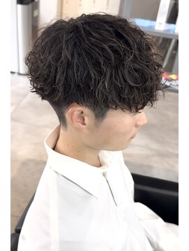 メンズフィール 南森町(MENS FEEL) ◇波巻きツイストスパイラル刈り上げショートマッシュ