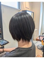 ソル 千葉(Sol) バッサリショートボブ × アッシュグレージュ