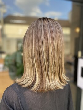 ヘアーサロンウル(hair salon ulu) （竹内）ハイライトカラー