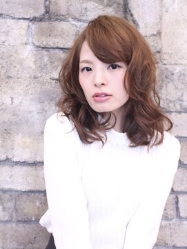 スピン ヘアー 烏丸店(Spin hair) たっぷりカールの大人ミディ♪