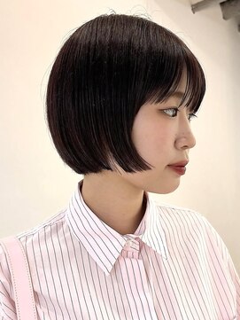 ナヌーク ダイカンヤマ(nanuk daikanyama) 丸みショートボブ/レイヤーショートボブ/顔周りレイヤーボブ