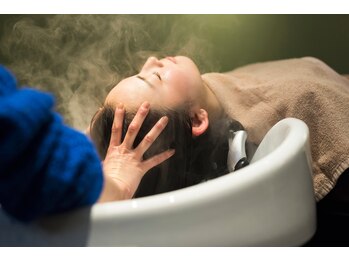 グランユニティ ラ・フロール橋本店(granunitee)の写真/頭皮も心もほぐす、大人女性のご褒美ヘッドスパ♪リフトアップ・うるちゅる髪を育む【橋本/ヘッドスパ】