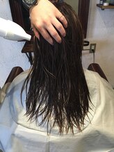 ドライヤーでしっかりと乾かします。