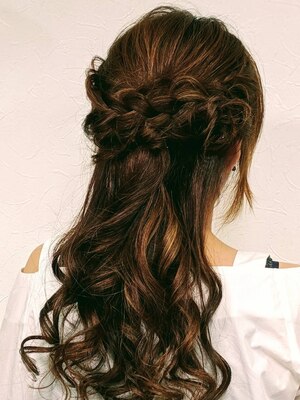 様々なシーンに合わせたヘアセットとメイクをご提案！あなたのオシャレのお手伝い、是非させてください！