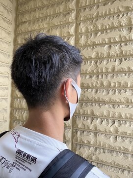 アラモア ひばりヶ丘(Alamoa) ツーブロック刈り上げ×ブルーグレージュ