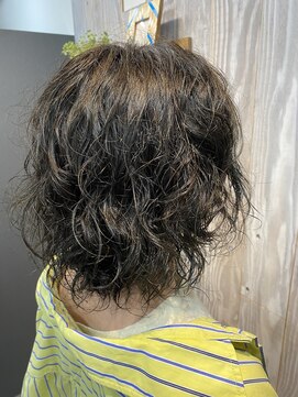 ウッドストック(Wood Stock) ミディアムレイヤーラフパーマ