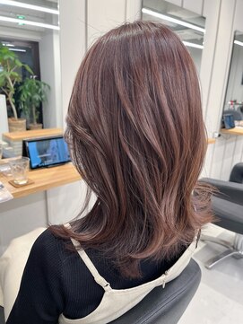 バルベストーキョーサウス(BARBES TOKYO SOUTH) くびれレイヤーミディヘア【RISA】