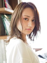 ピークアブー アヴェダ アトレ恵比寿(PEEK-A-BOO AVEDA) ミディアムレイヤー 顔まわりレイヤー くびレイヤー