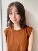 オリーブベージュ　ボブ　レイヤーカットロブ　20代30代愛され