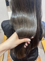 リタ(Lita.)&nbsp;透明感　オリーブグレージュ