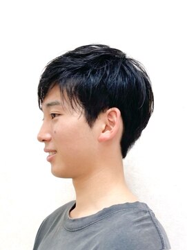 黄ぐまくん美容室 メンズ　ショートレイヤー